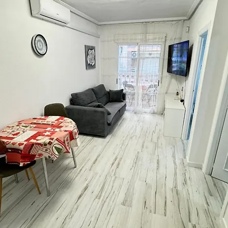 Playa Del Cura With 2 Bedrooms *